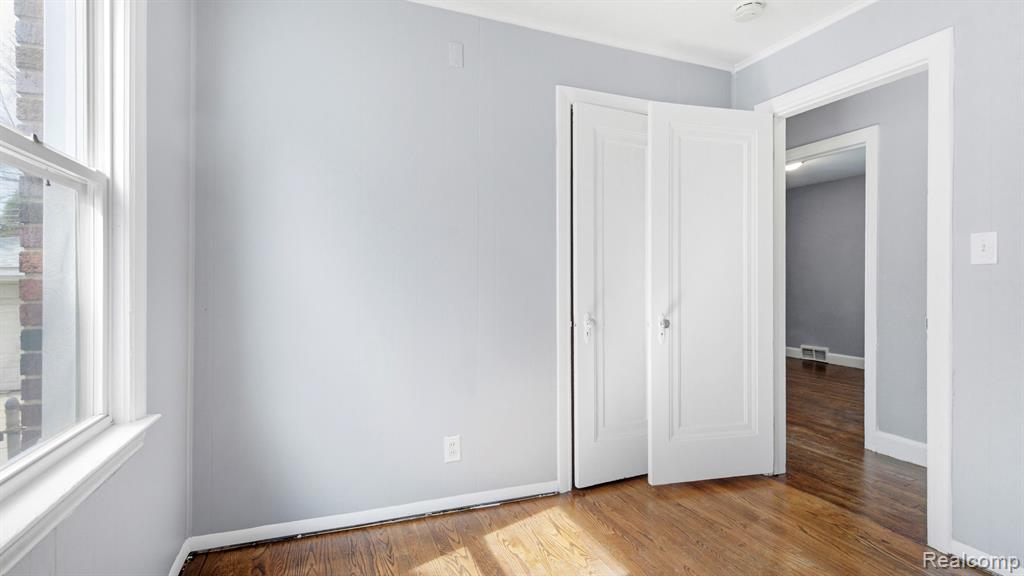 2858 Fort Park Boulevard, Lincoln Park, MI 48146 — Photo 9