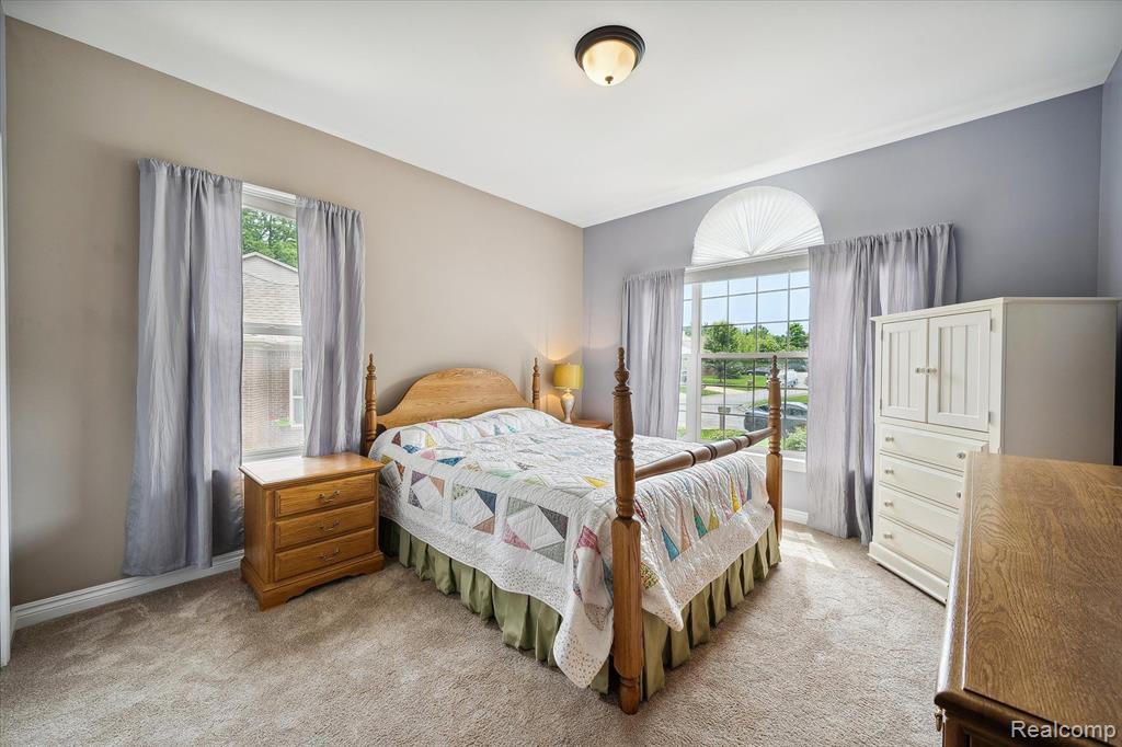 9566 KINGSWAY Circle, Clarkston, MI 48348 — Photo 12