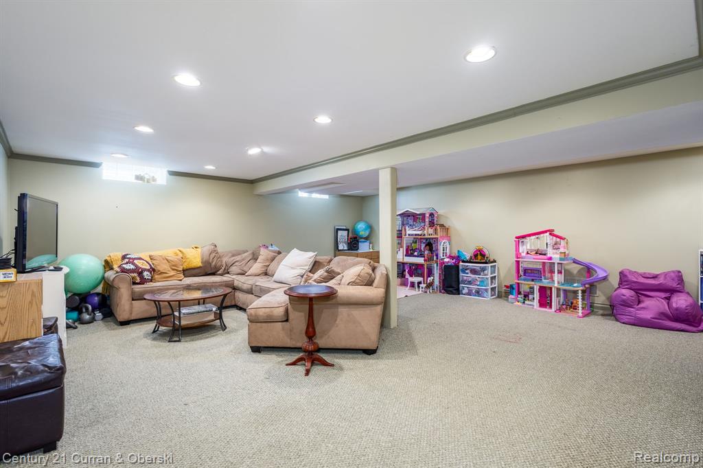 41924 Amberly Drive, Clinton Twp, MI 48038 — Photo 23