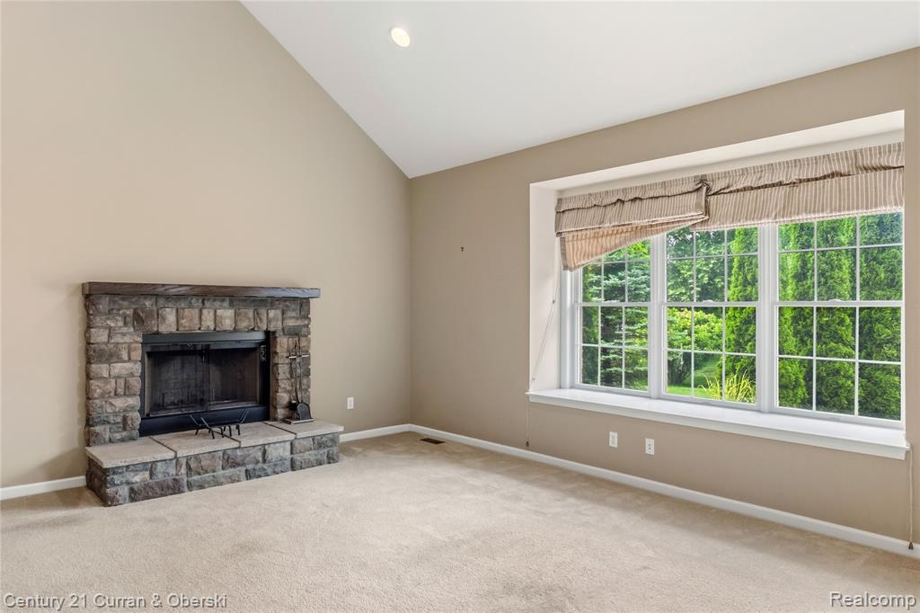 50738 Calvert Isle Drive, Novi, MI — Photo 22