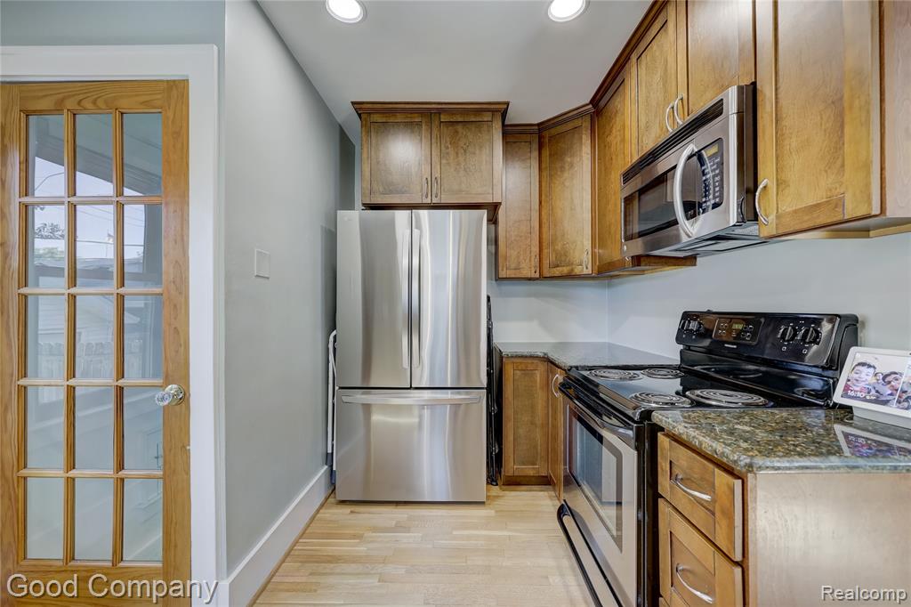 419 E 5th Street, Royal Oak, MI 48067 — Photo 20