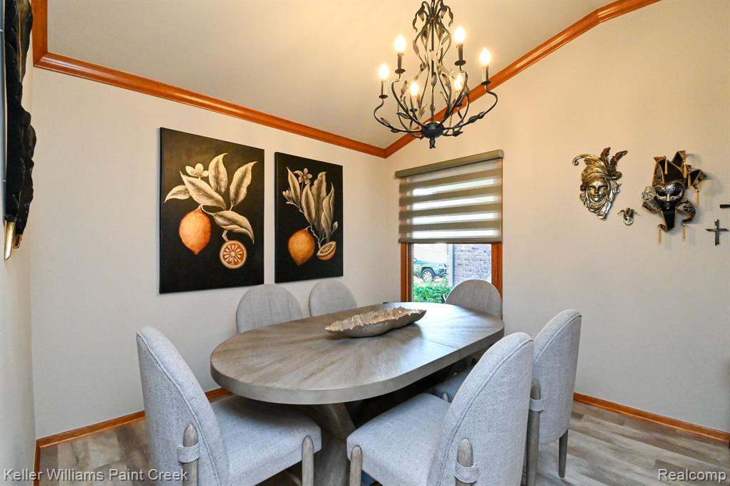 4442 WISTERIA Court, Warren, MI 48092 — Photo 18