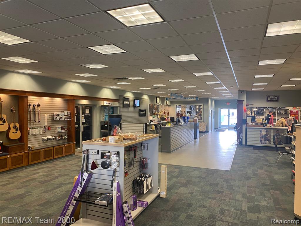 6530 ALLEN Road, Allen Park, MI 48101 — Photo 10