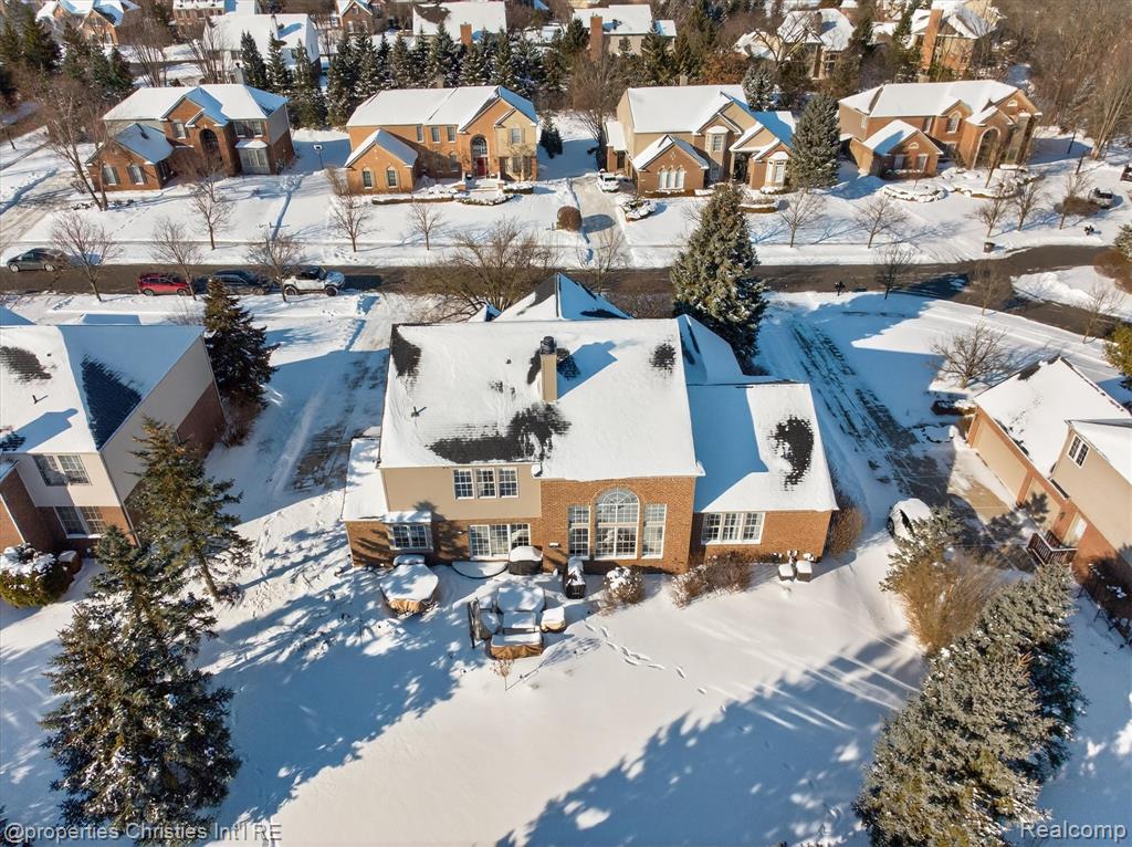 16224 Oak Forest Court W, Northville, MI 48168 — Photo 68