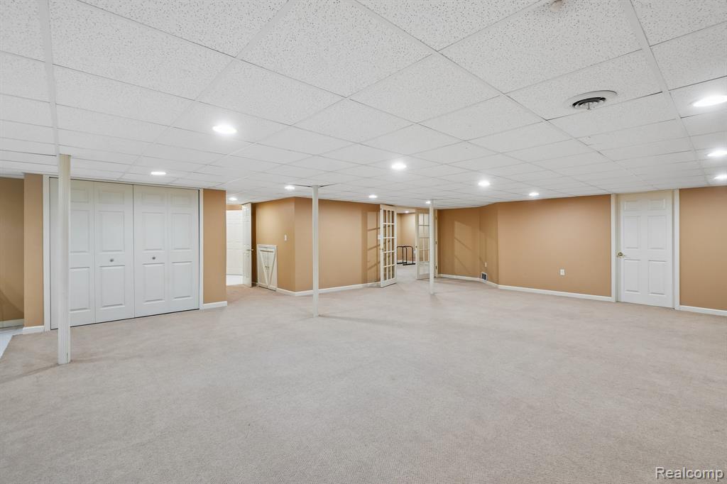 45896 Lathum Drive, Novi, MI — Photo 49