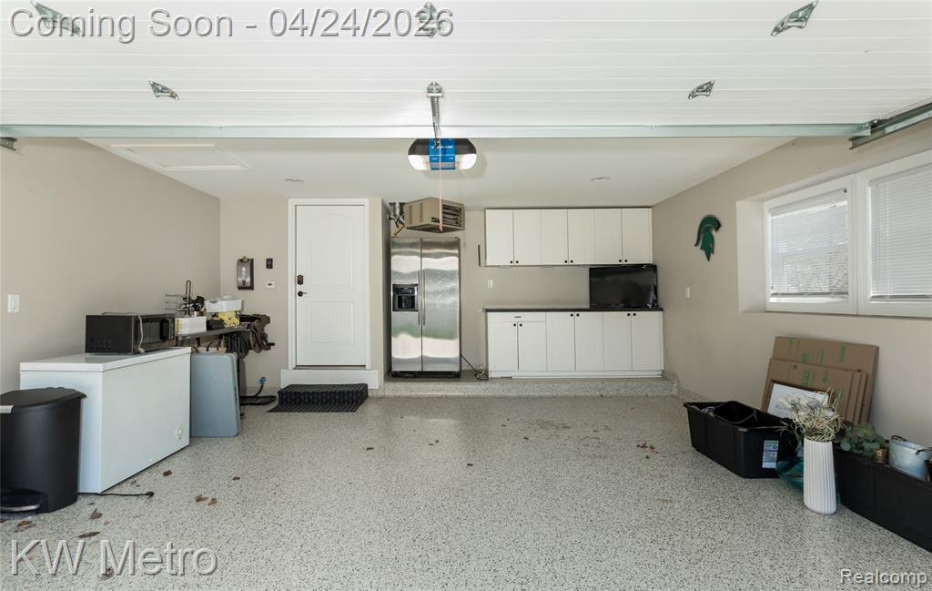 5267 Winchester Drive, Troy, MI 48085 — Photo 40