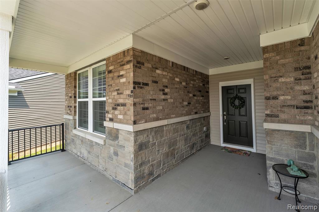 4633 CRESTWAY Drive, Brighton, MI 48116 — Photo 6