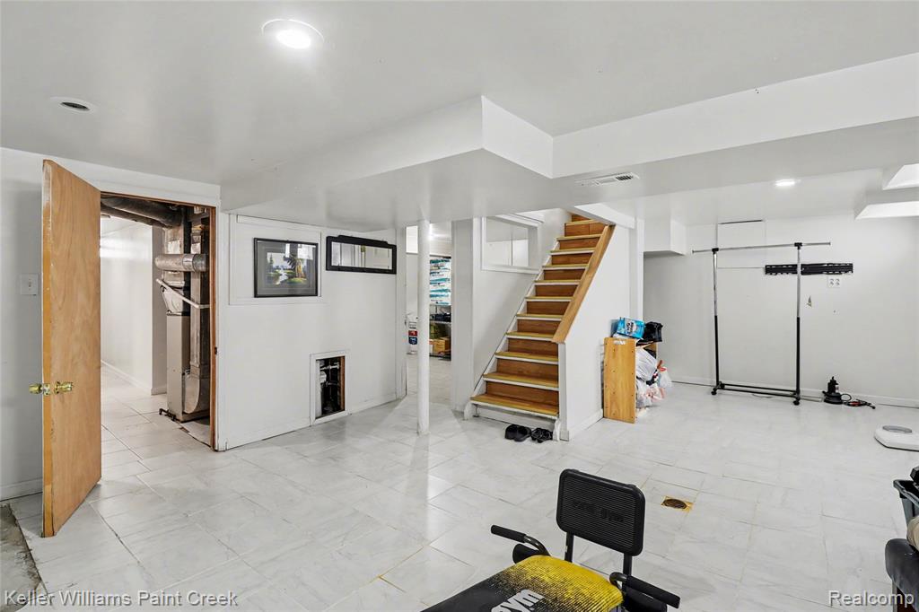 23070 Rosewood Street, Oak Park, MI 48237 — Photo 24