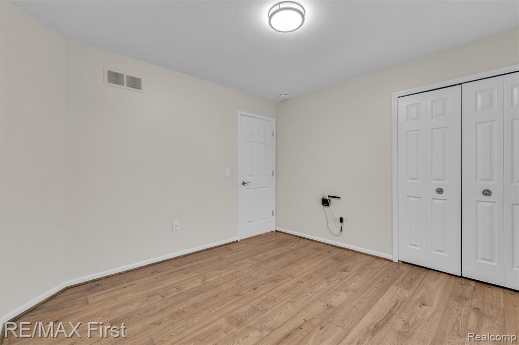 47179 Southern Cross Drive, Macomb, MI 48044 — Photo 15