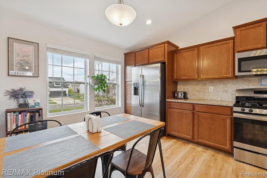 16519 Bedington Drive, Linden, MI 48451 — Photo 12