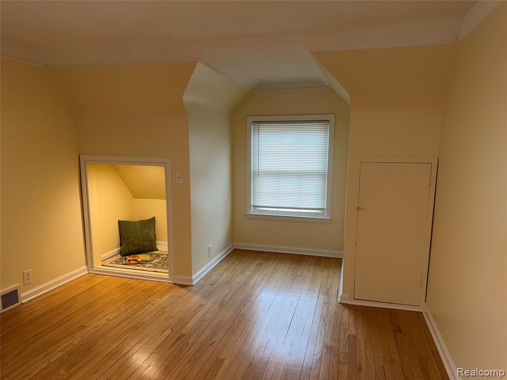 950 W LINCOLN Street, Birmingham, MI 48009 — Photo 25