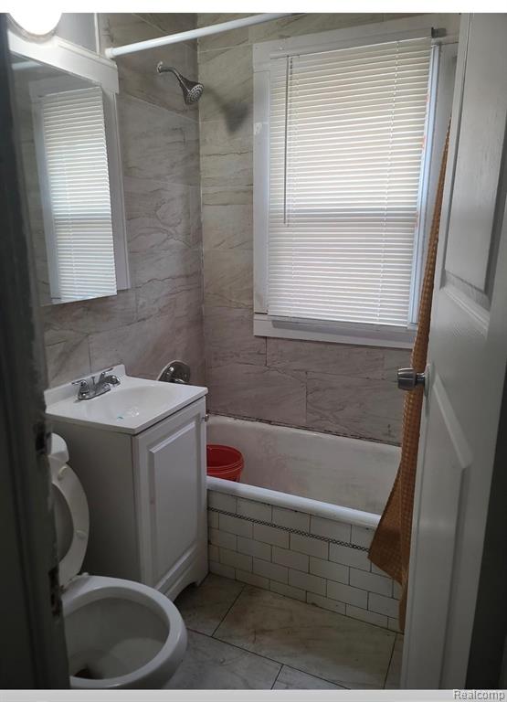 17459 Goddard Street, Detroit, MI 48212