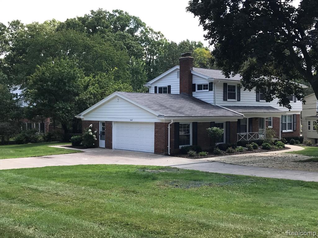 5007 Forest Way, Bloomfield, MI 48302 — Photo 2