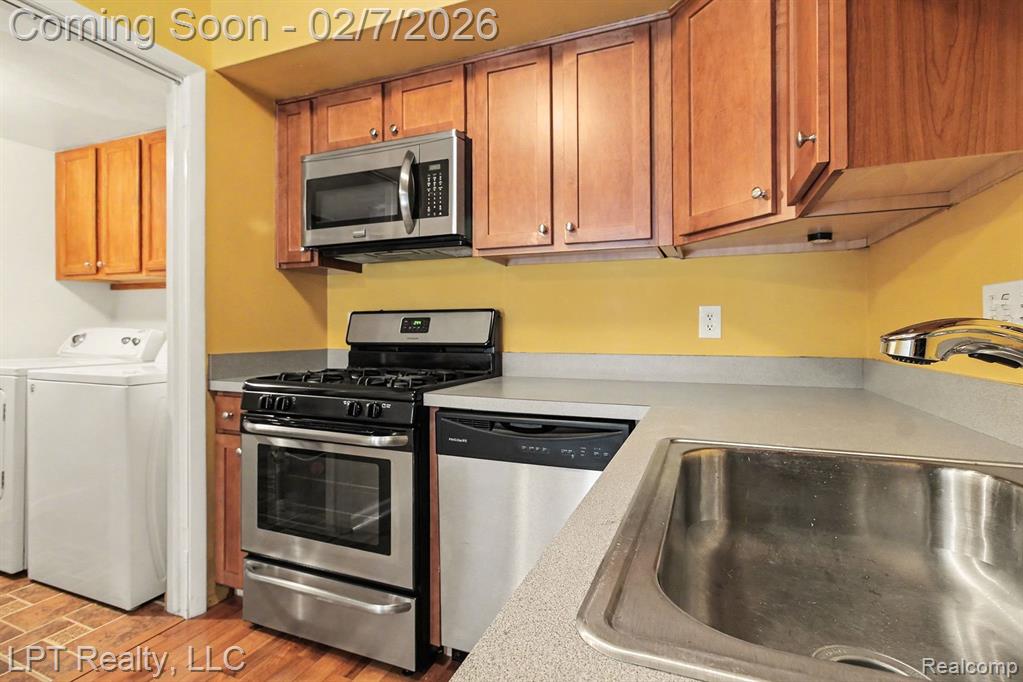 6852 New Providence Way, Canton, MI 48187 — Photo 10