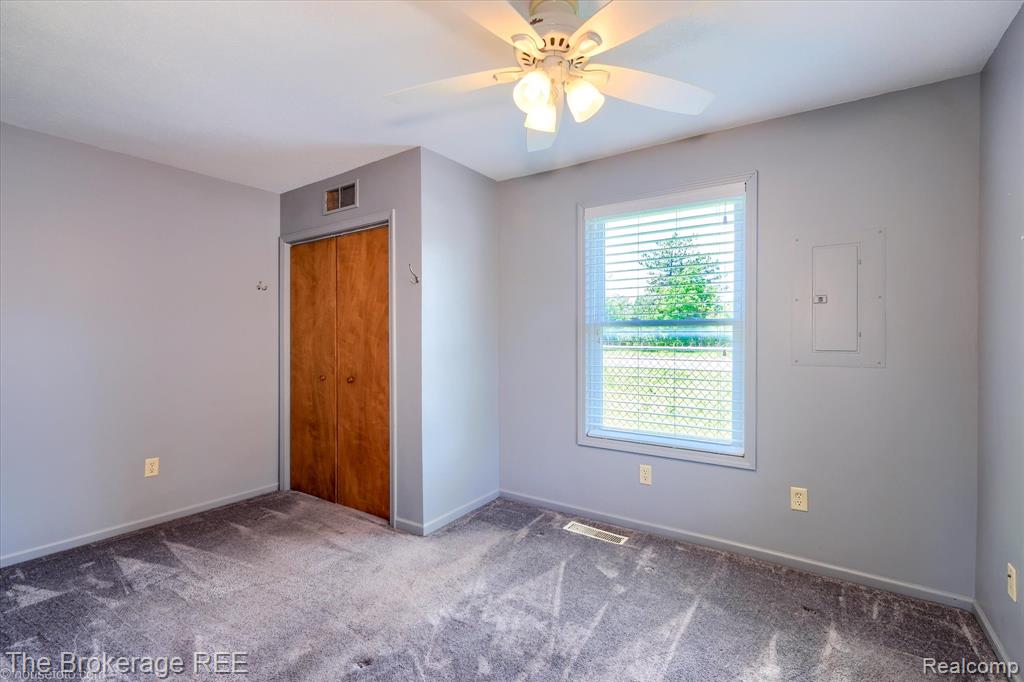 1314 Carman Street, Burton, MI 48529 — Photo 23