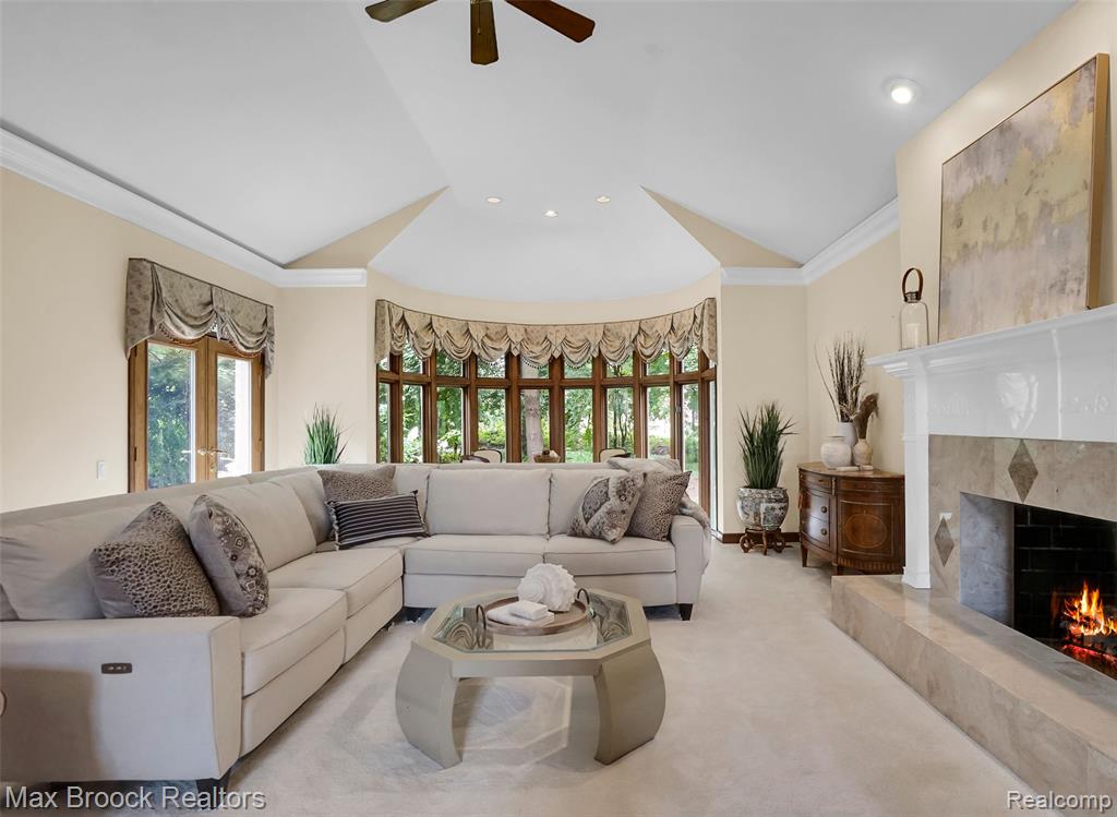 60 Kingsley Manor Drive, Bloomfield Hills, MI 48304 — Photo 10