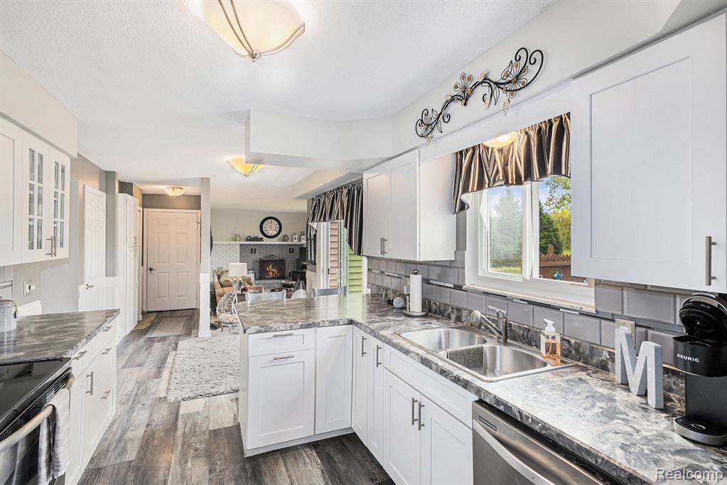 7453 Baldwin Road, Swartz Creek, MI 48473 — Photo 9