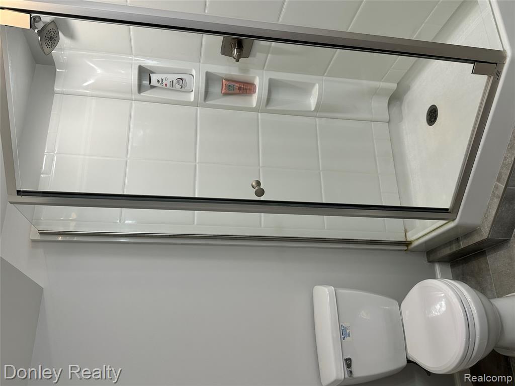 250 N Decker Road, Clifford, MI 48727 — Photo 33