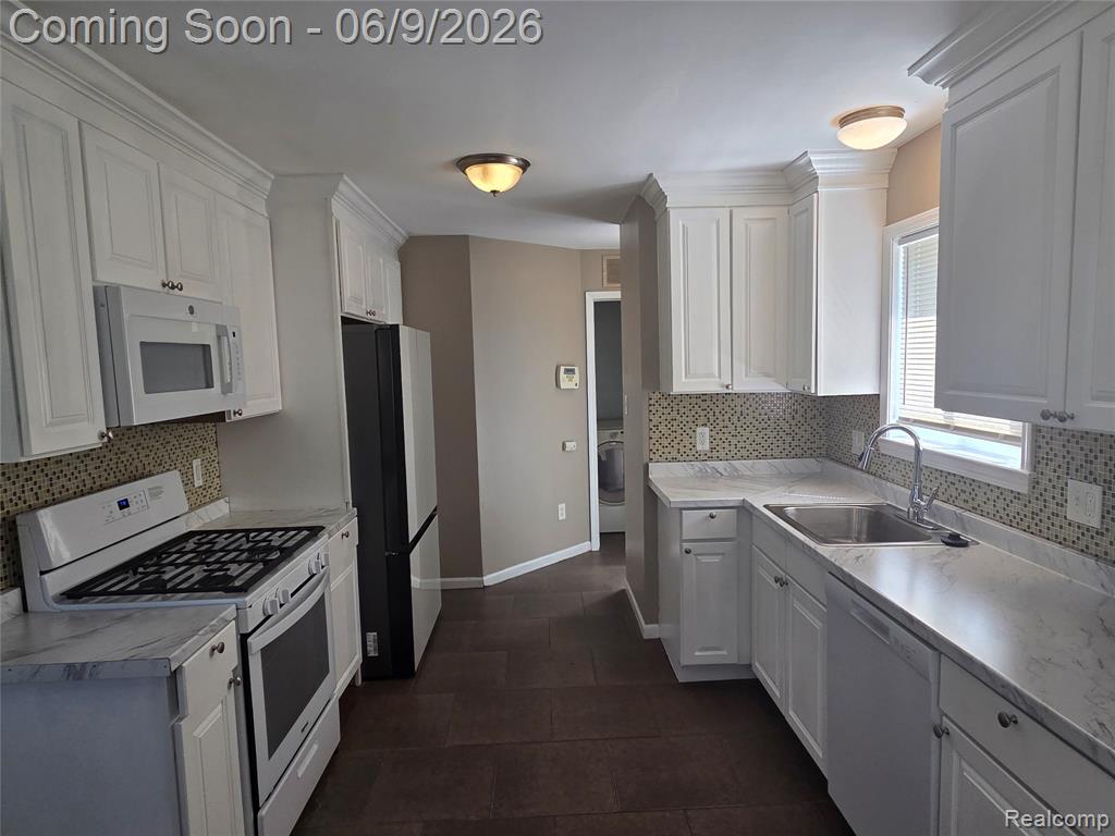 8125 Timken Avenue, Warren, MI 48089 — Photo 8