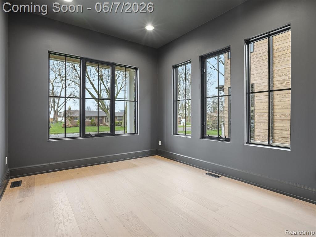 41225 Belvidere Street, Harrison Township, MI — Photo 4