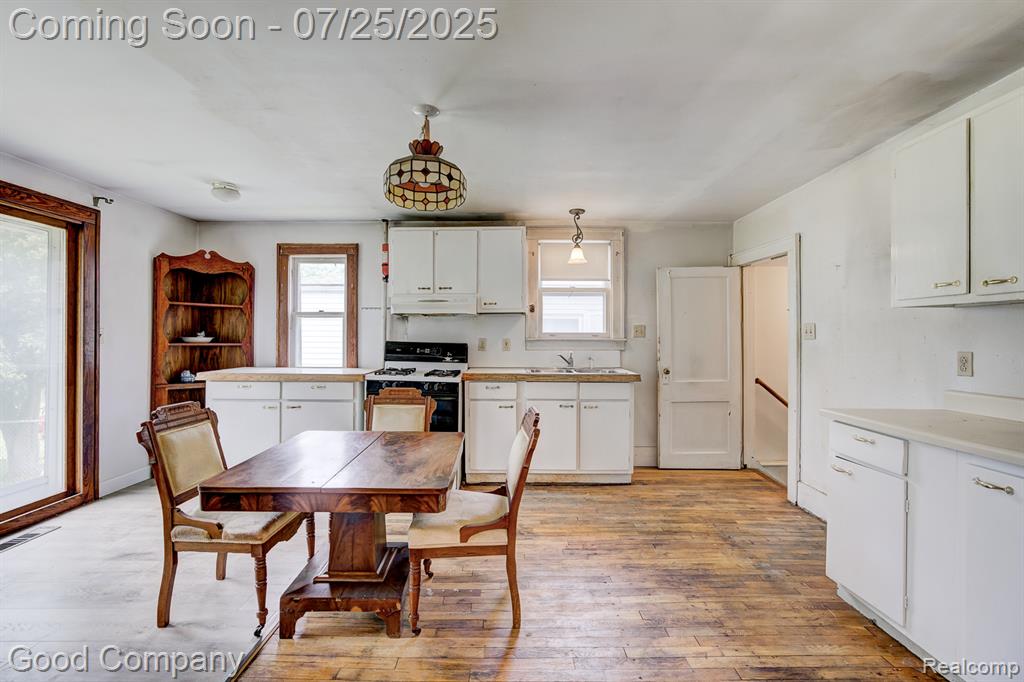 7271 Wiegand Boulevard, Center Line, MI 48015 — Photo 9