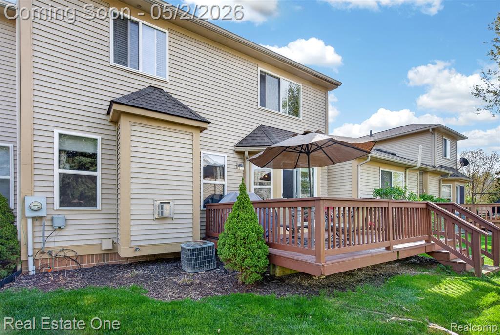 1396 Waverly Drive, White Lake, MI — Photo 30