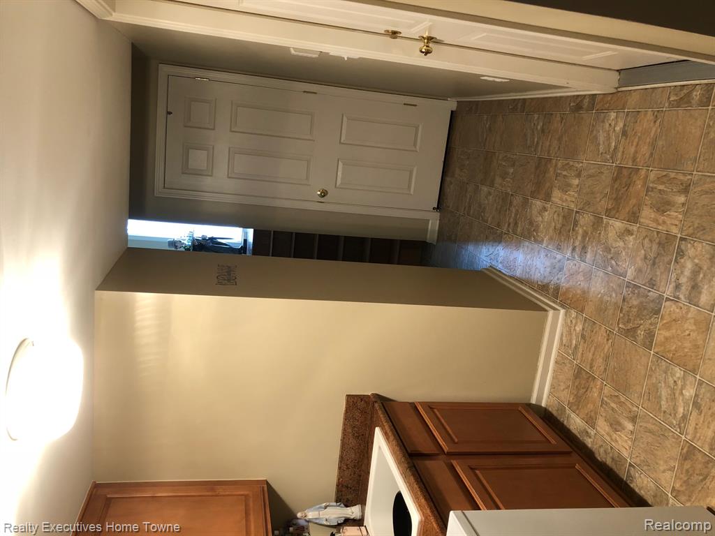 838 Red Run Drive, Troy, MI 48085 — Photo 28
