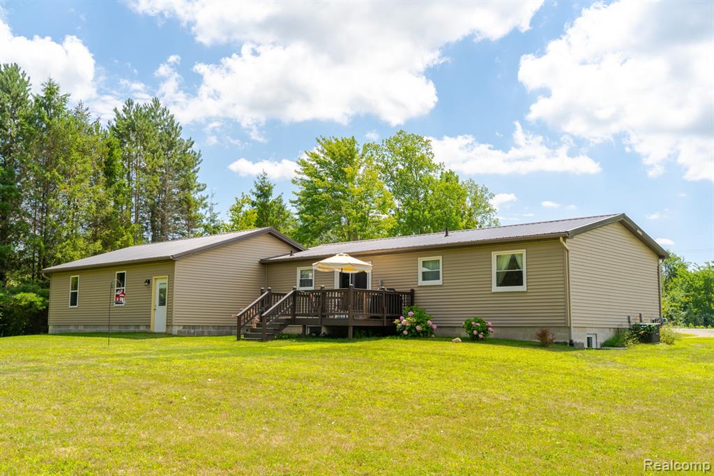2204 S Van Dyke Road, Bad Axe, MI 48413 — Photo 4