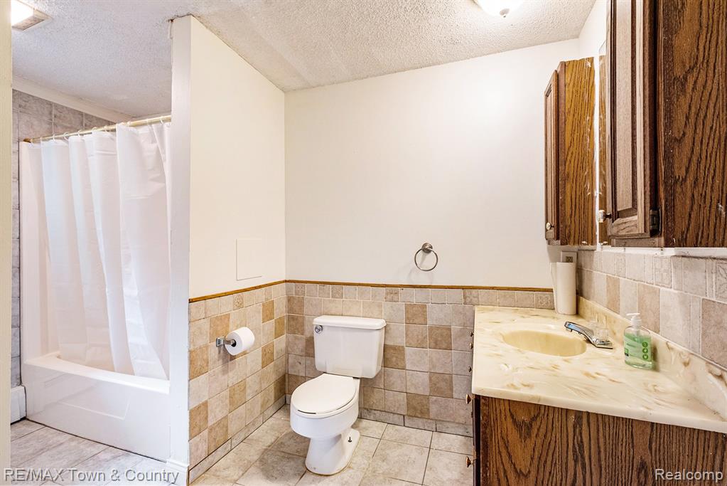 8476 W Coldwater Road, Flushing, MI 48433 — Photo 13