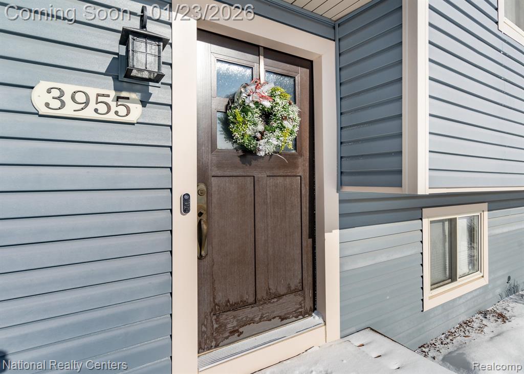 3955 Westlyn Drive, Lake Orion, MI — Photo 5