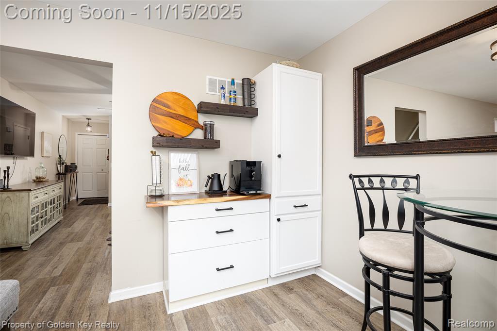 363 Hampton Court, South Lyon, MI 48178 — Photo 9