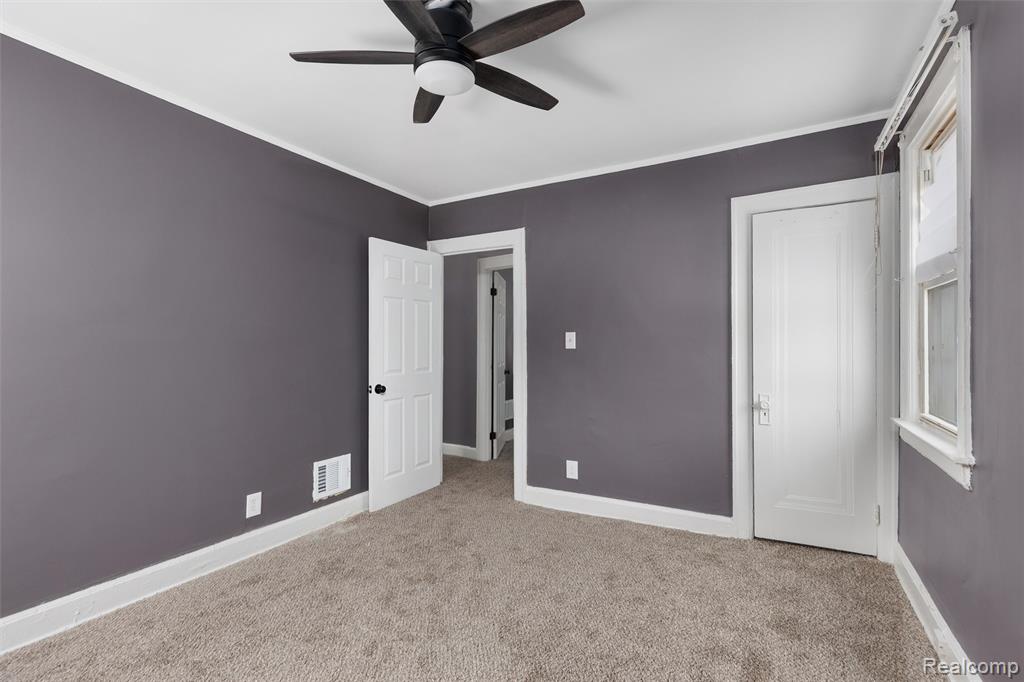 18439 Alcoy Street, Detroit, MI 48205 — Photo 14