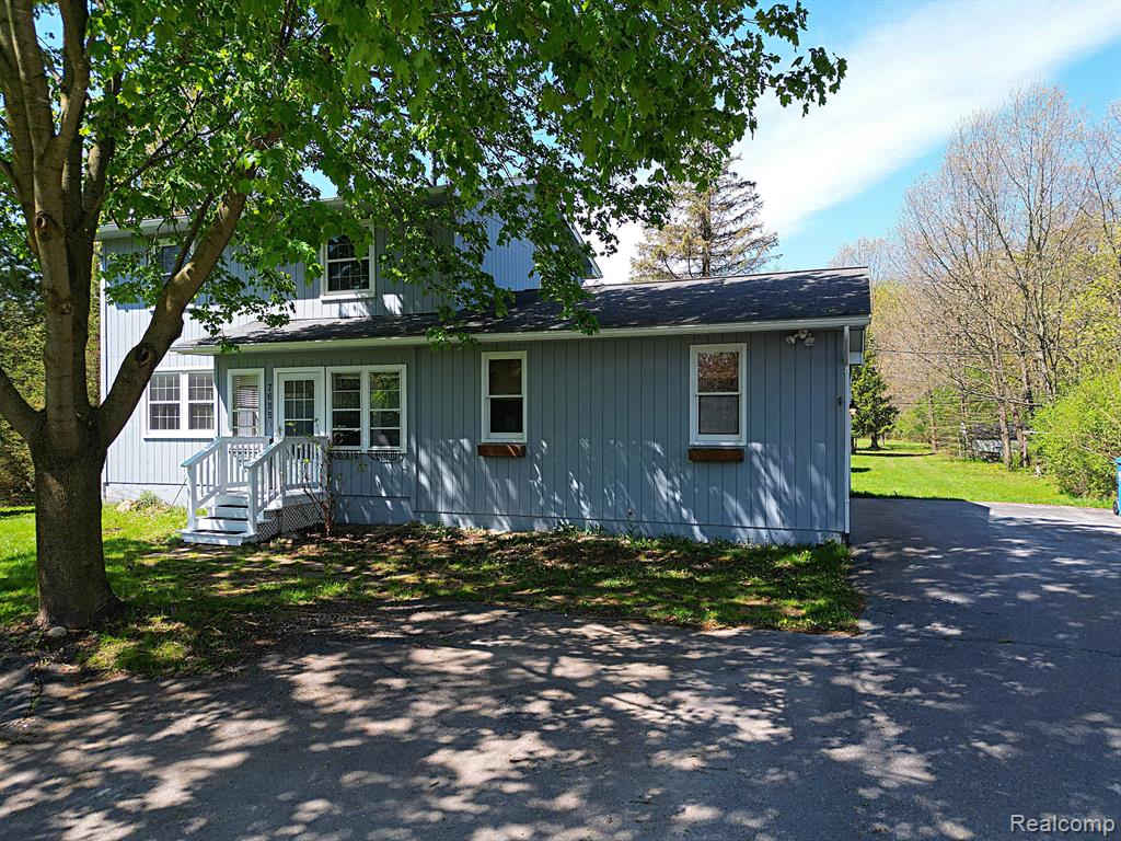 7655 WHEELER Road, Whitmore Lake, MI 48189 — Photo 2