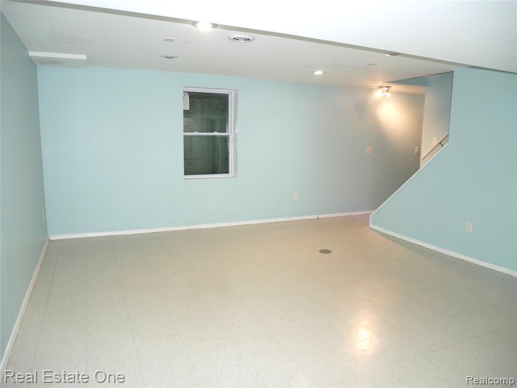 5082 Buckingham, Troy, MI 48098 — Photo 24