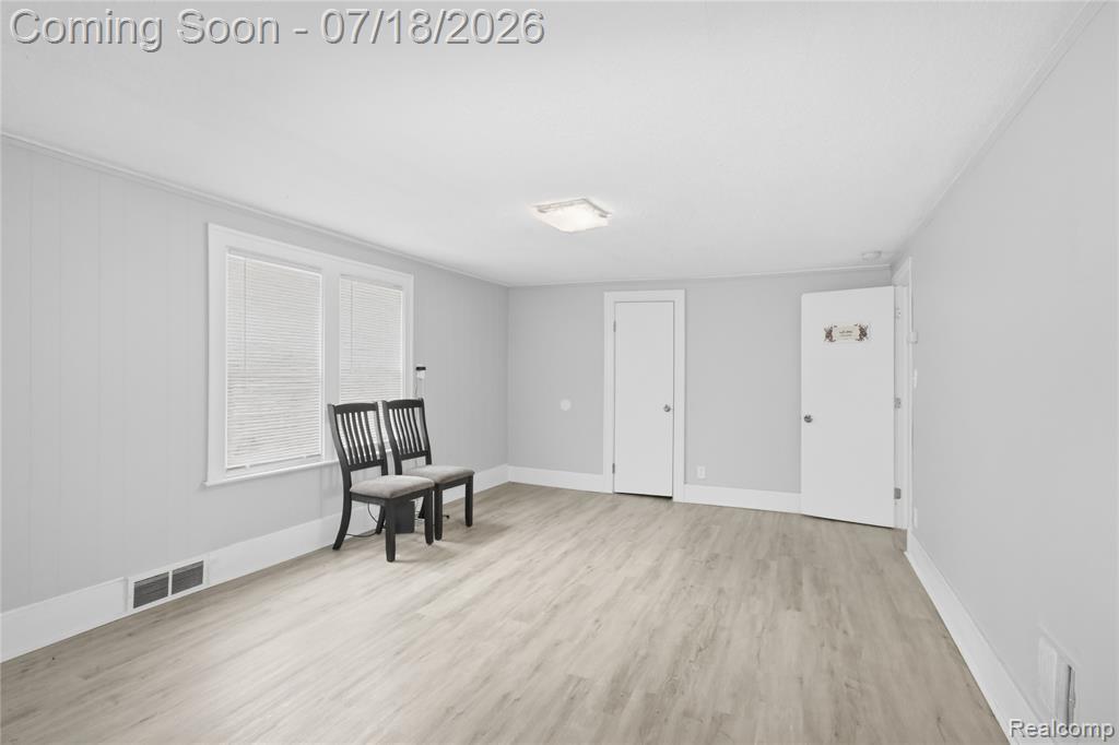 6915 Braun, Center Line, MI 48015 — Photo 16