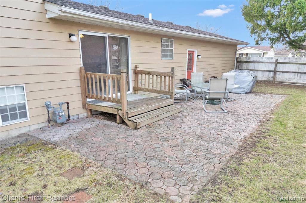 700 TOLL Street, Monroe, MI 48162 — Photo 38