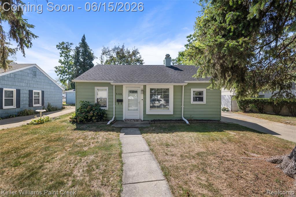 608 E Windemere Avenue, Royal Oak, MI 48073 — Photo 2
