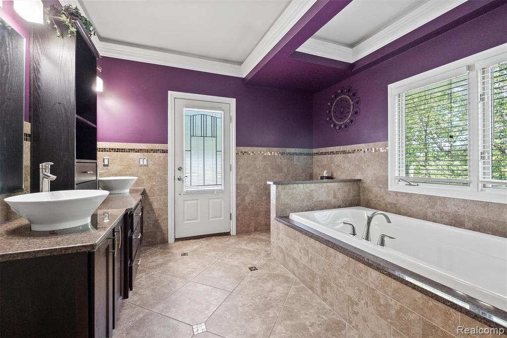 68960 Silver Fox Lane, Washington, MI 48095 — Photo 22