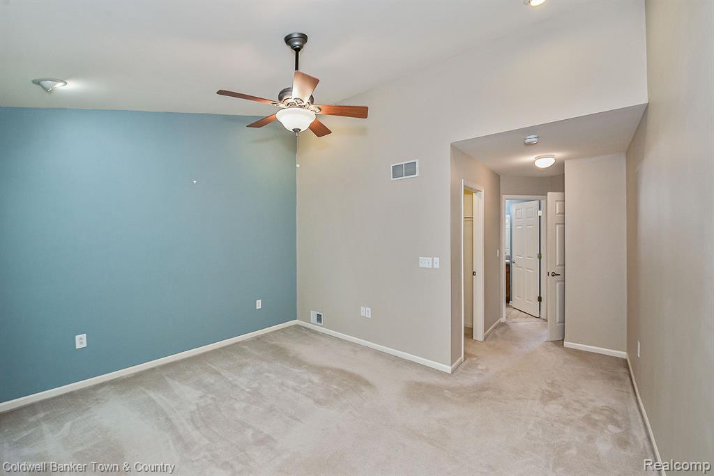 6711 CORTLAND Avenue, Brighton, MI 48114 — Photo 23