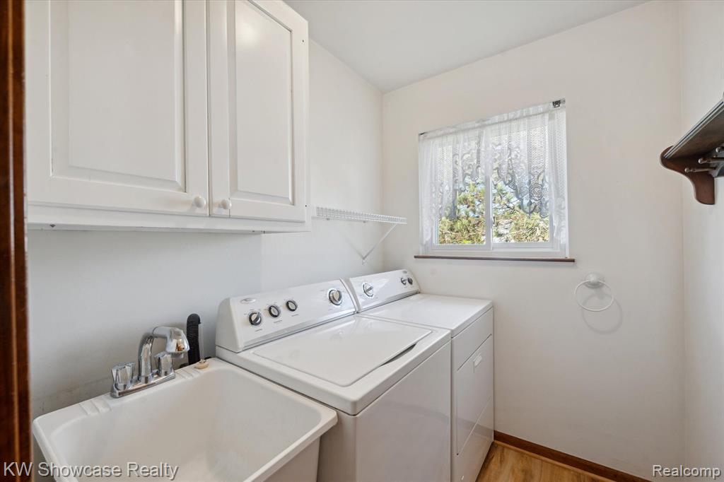 730 CHALLENGING Trail, South Lyon, MI 48178 — Photo 24