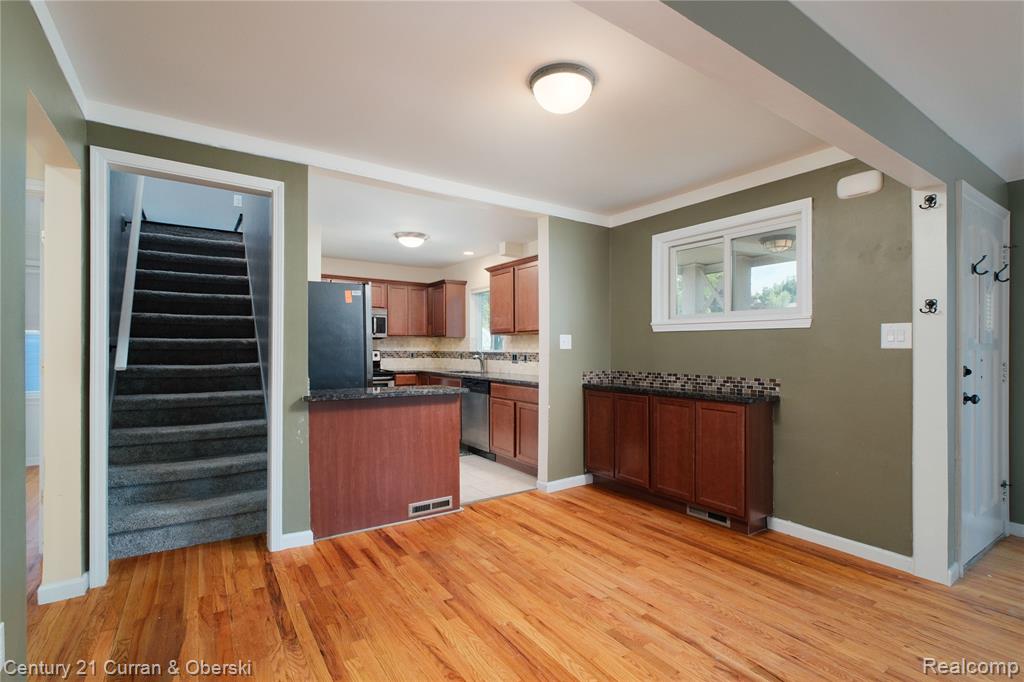13631 Labelle Street, Oak Park, MI 48237 — Photo 9