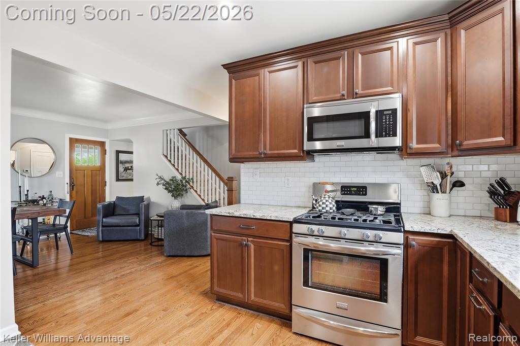 575 N Evergreen Street, Plymouth, MI 48170 — Photo 15