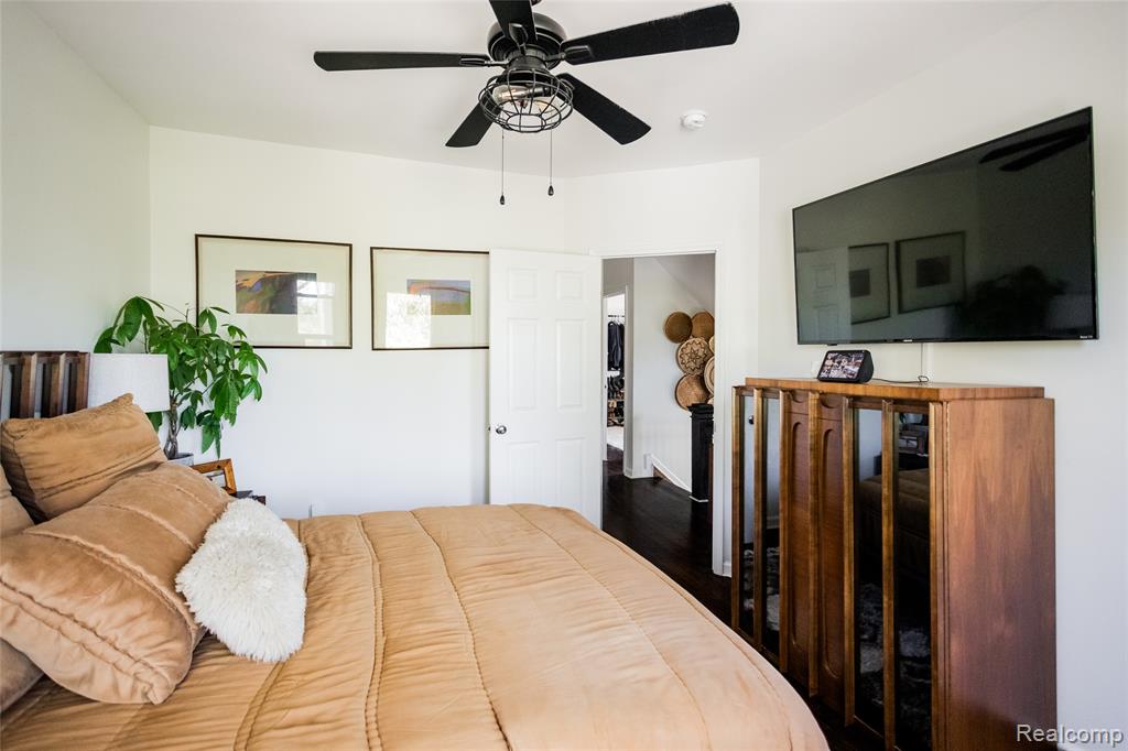 550 Smith Street, Detroit, MI 48202 — Photo 21