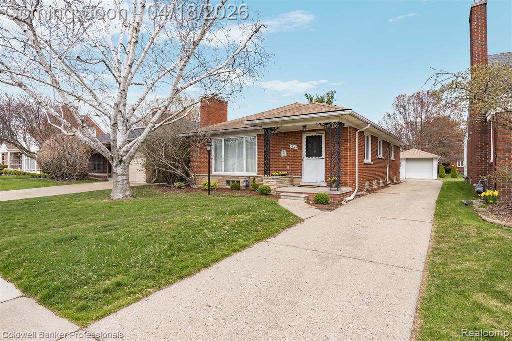 1544 Dorthen Avenue, Grosse Pointe Woods, MI 48236 — Photo 51