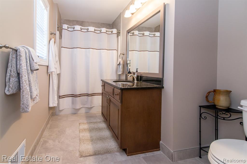 707 6th Street, Fenton, MI 48430 — Photo 26