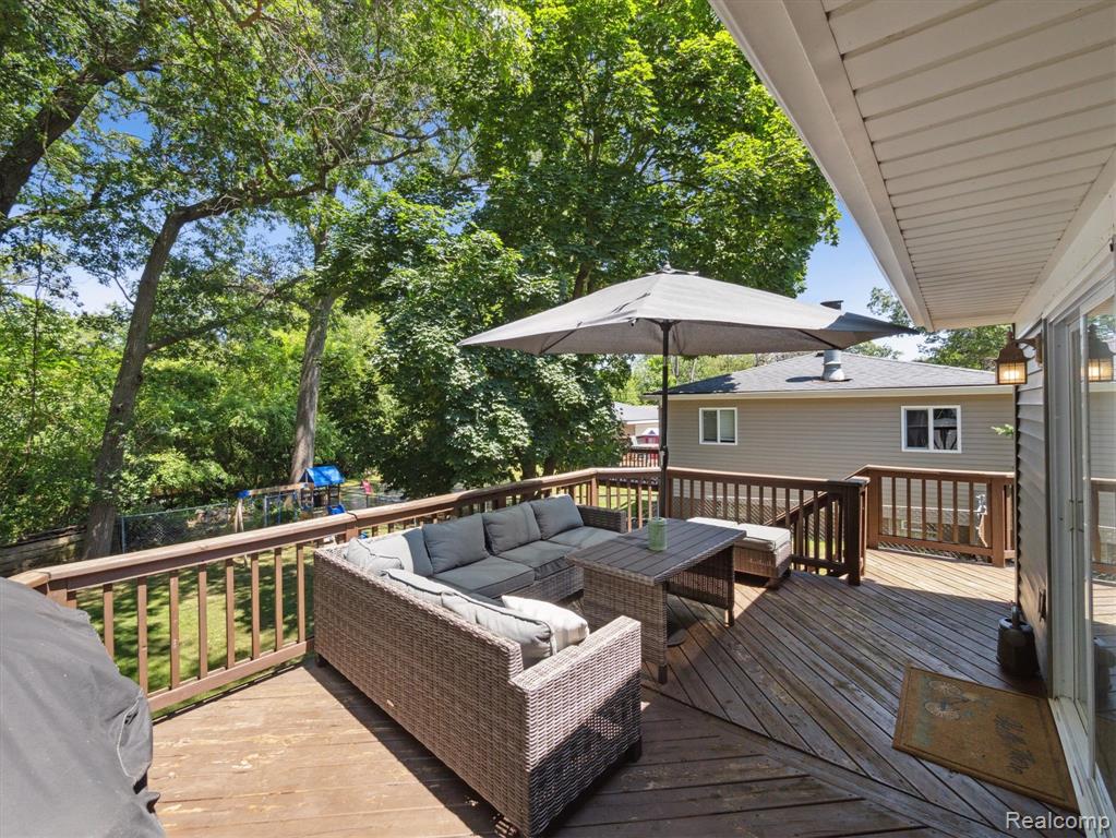 1480 Tellico Street, Wolverine Lake, MI 48390 — Photo 33