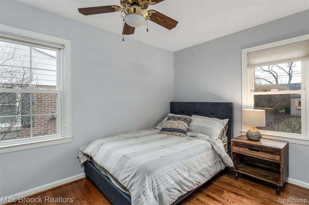 4321 Robinwood Avenue, Royal Oak, MI 48073 — Photo 18