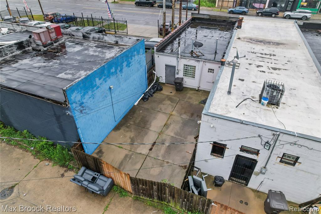 16124 W 7 Mile Road, Detroit, MI 48235 — Photo 12