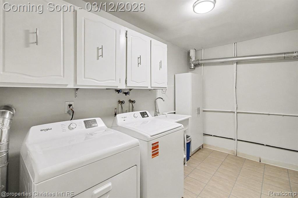 42160 Woodward Avenue, 86, Bloomfield Hills, MI 48304 — Photo 20