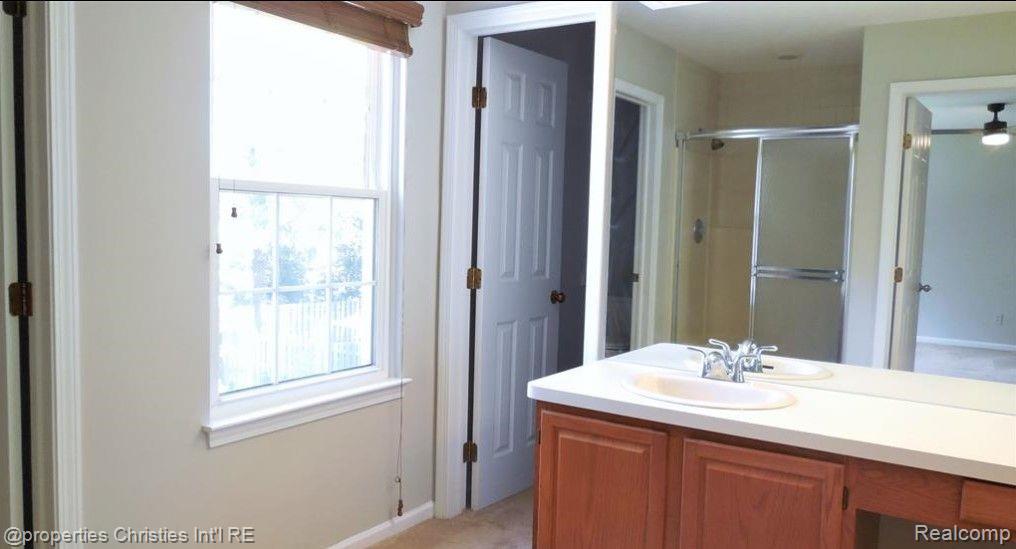 45708 BRYN MAWR Road, Canton, MI 48187 — Photo 14